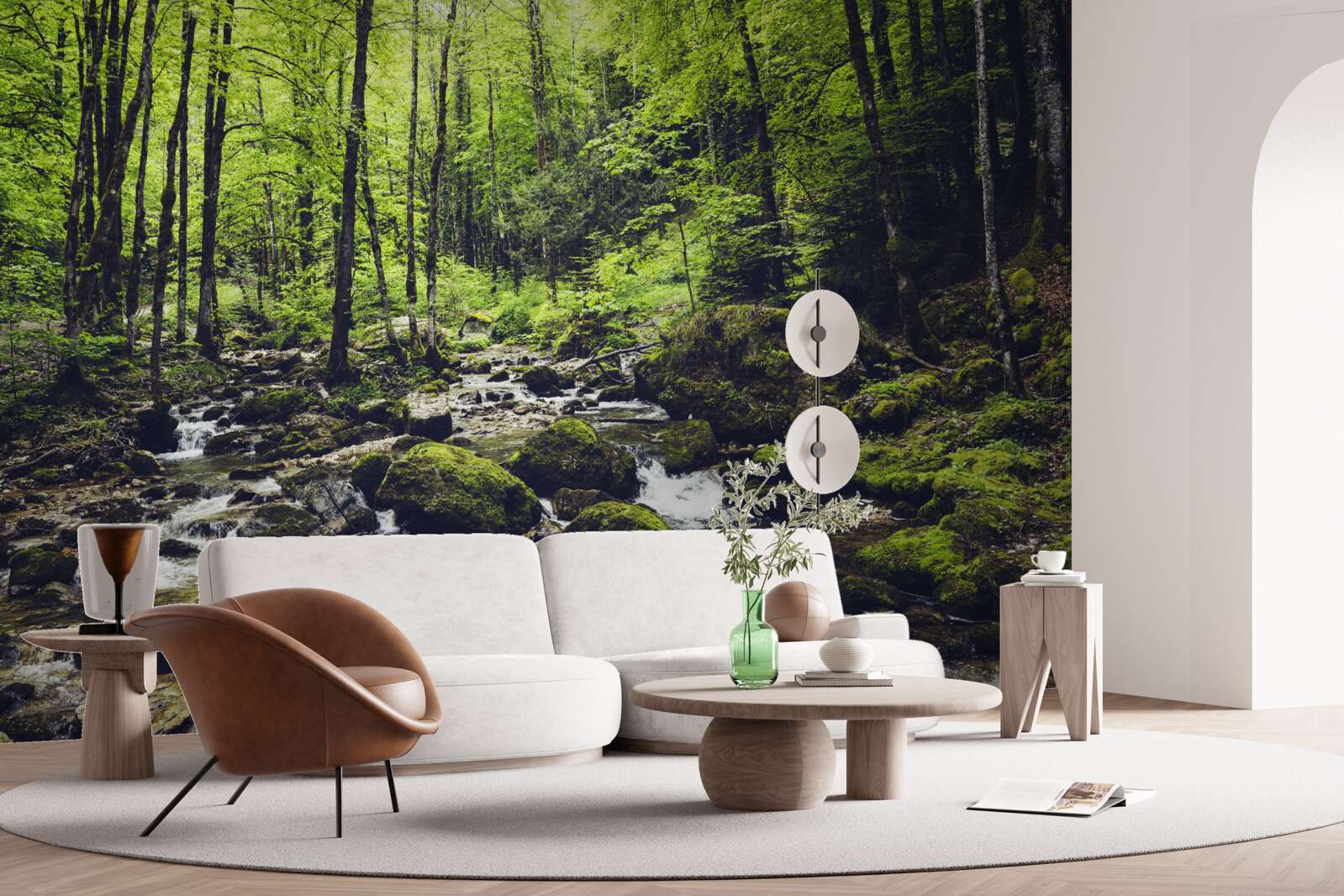 Fototapeta vodopád v horách, obklopený zeleným hájom