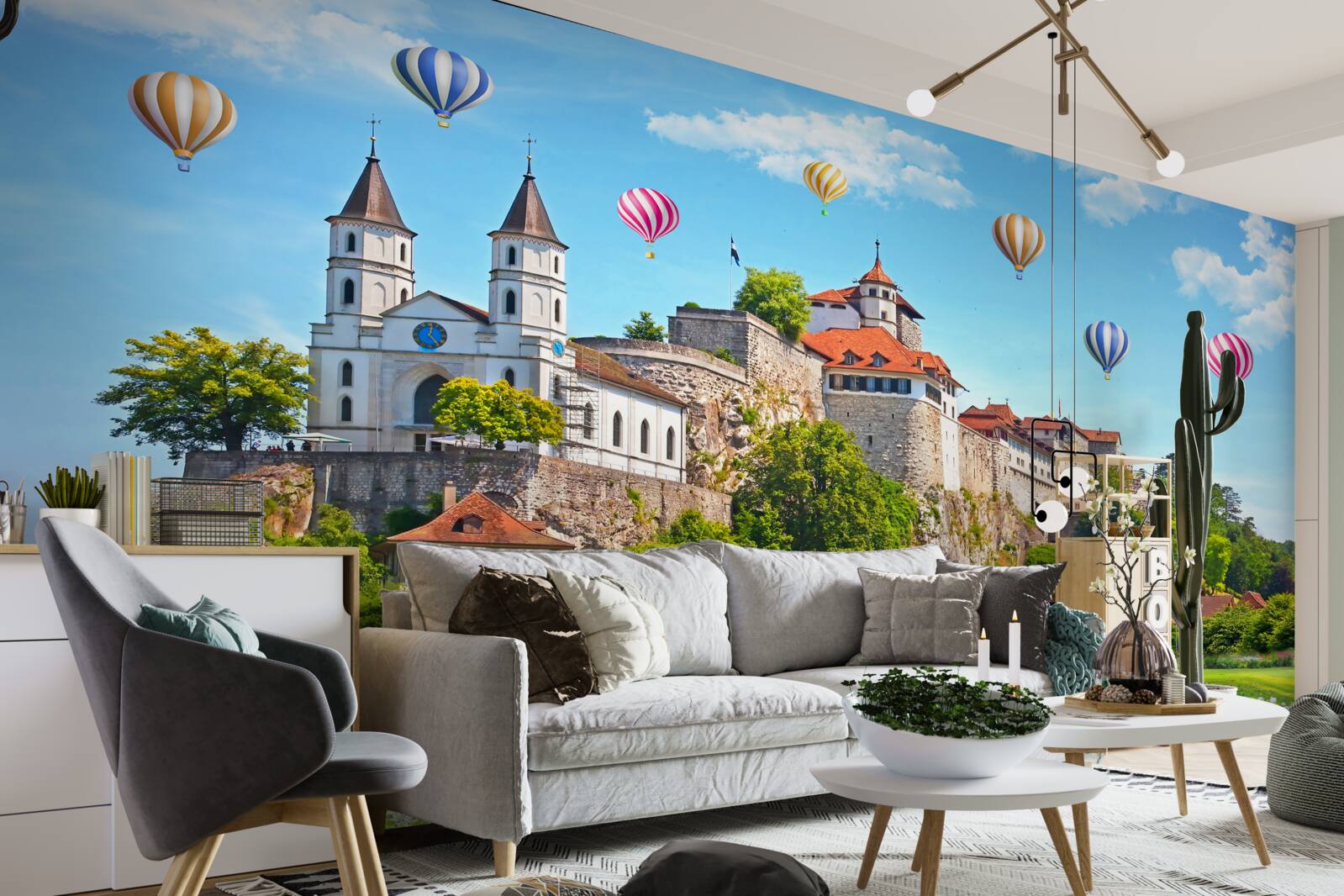 Fototapeta rôznofarebné balóny lietajú vysoko nad strechami mesta