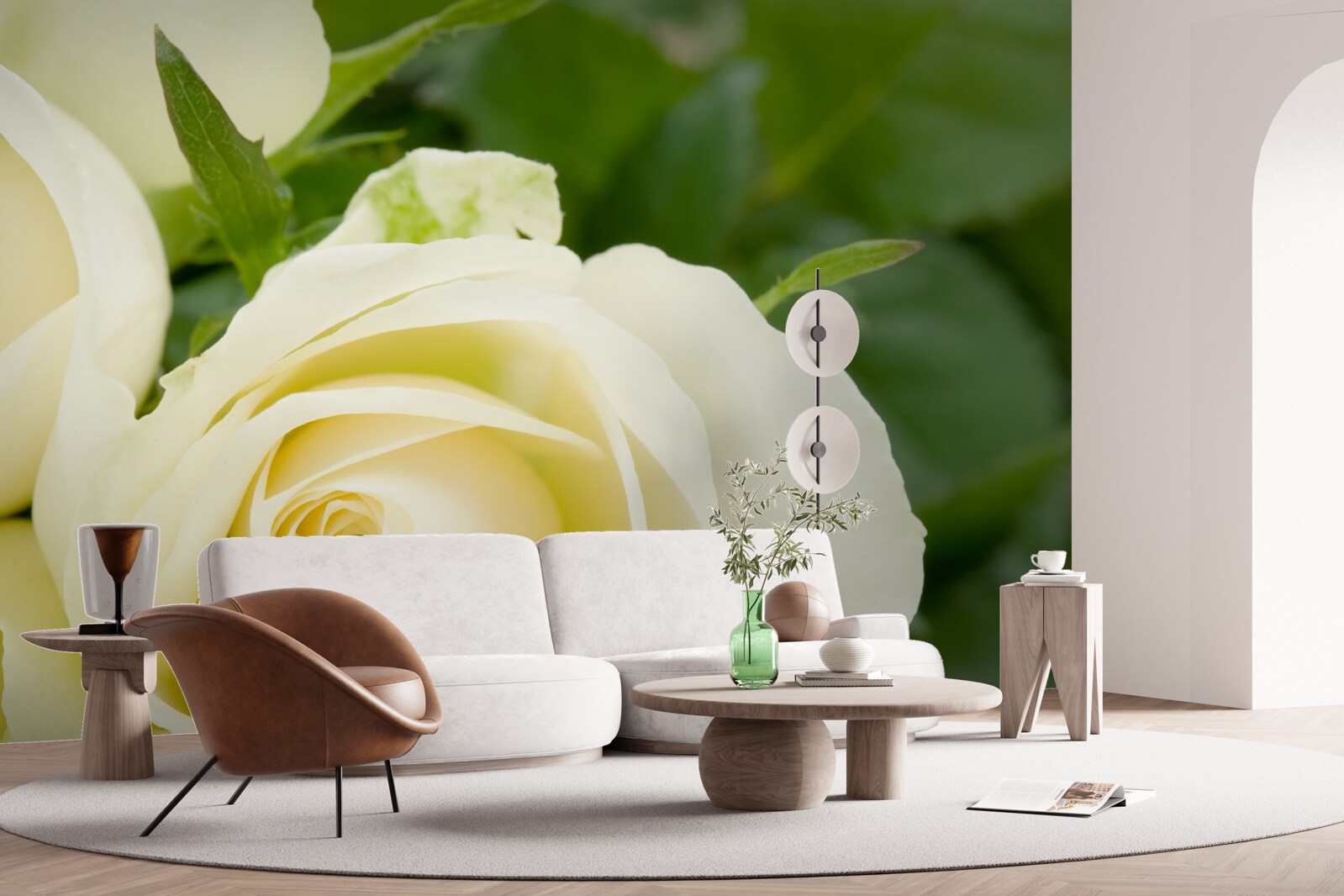 Fototapeta béžová ruža so zelenými listami