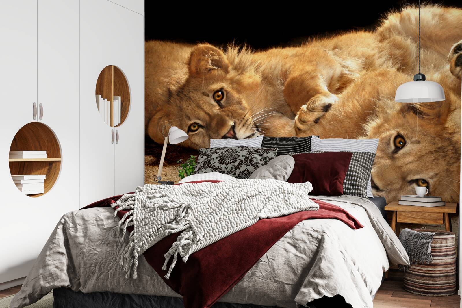 Fototapeta mladé levy sa hrajú na zemi