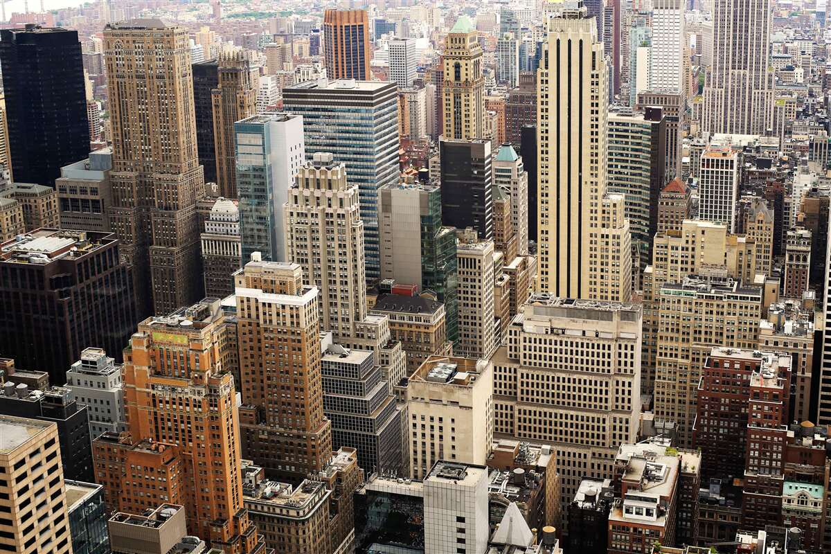 Fototapeta pohľad na architektúru metropoly od obrubníka