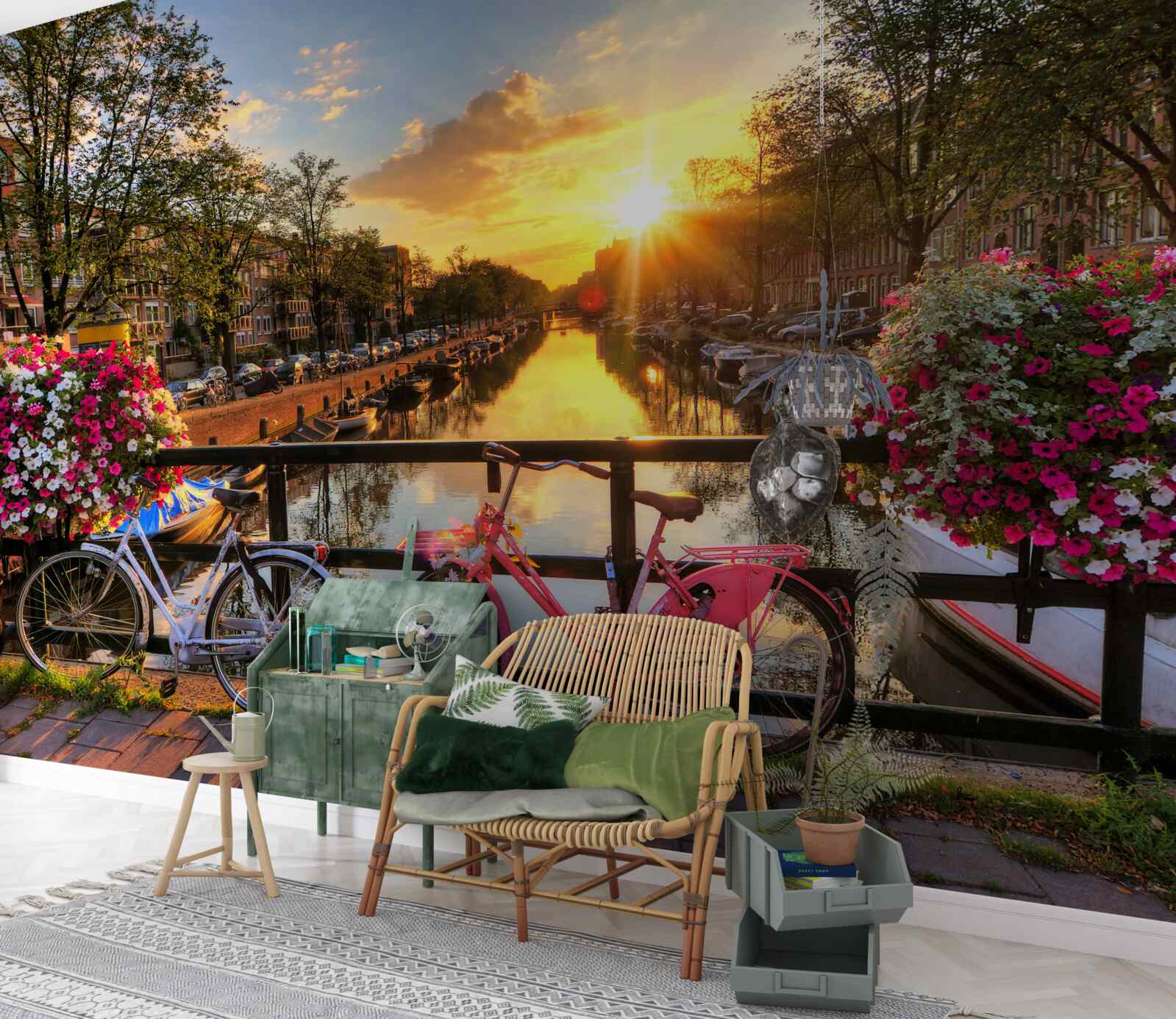 Fototapeta západ slnka v amsterdame s bicyklami v pozadí