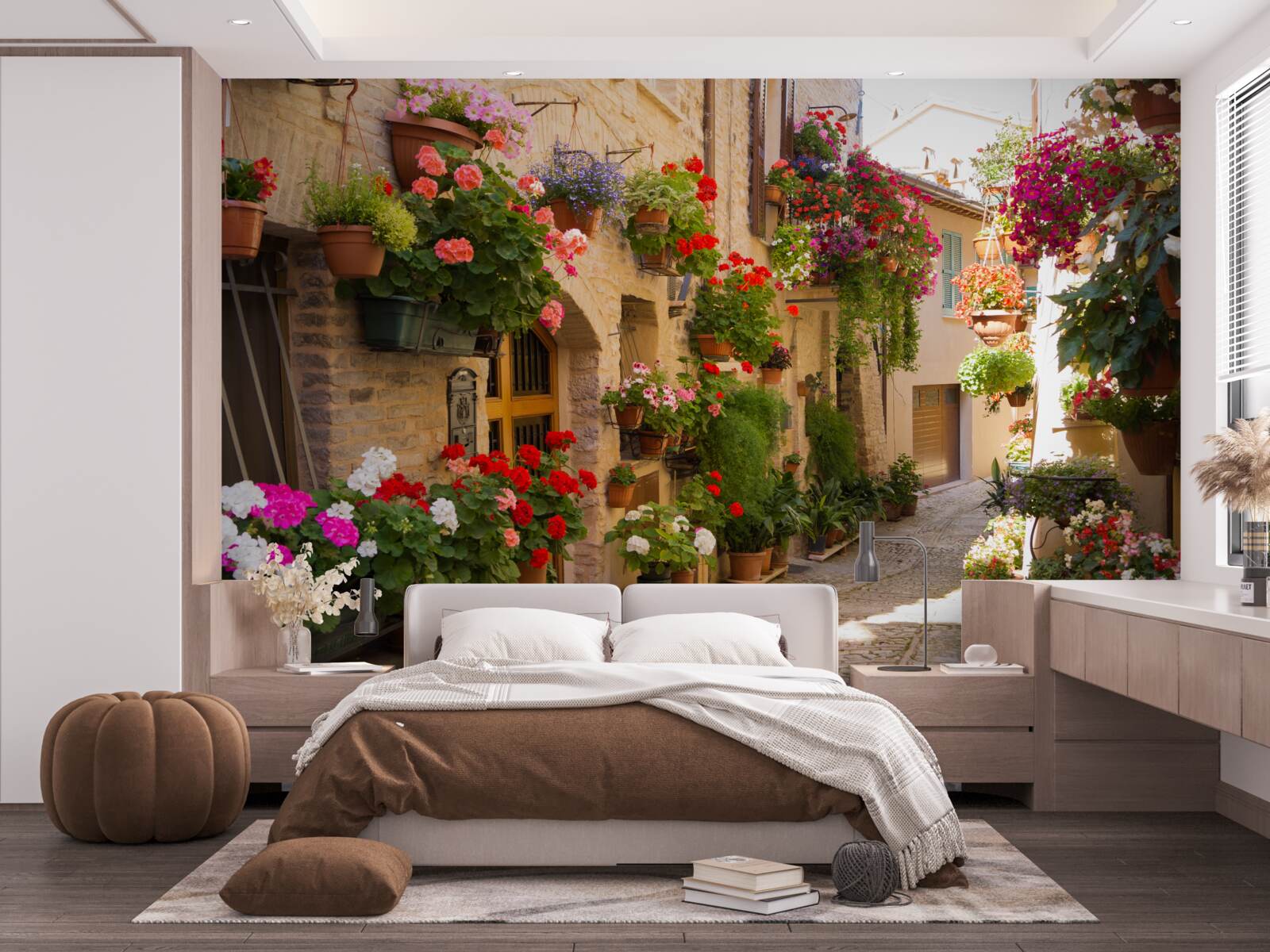 Fototapeta prírodné kvety na historickej ulici