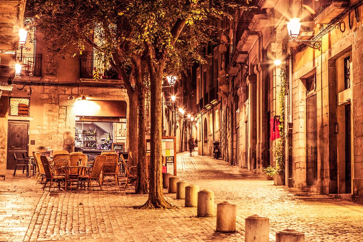 Fototapeta večerná ulica starobylého mesta