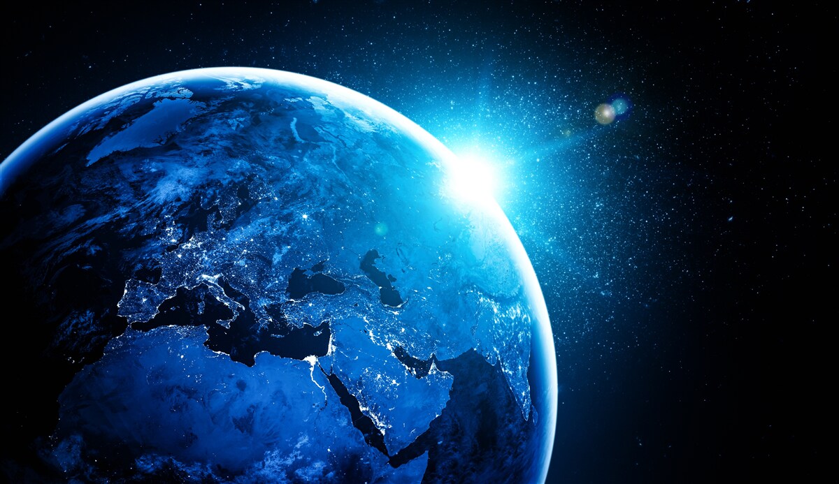 Fototapeta chladný úsvit zahalil krajinu