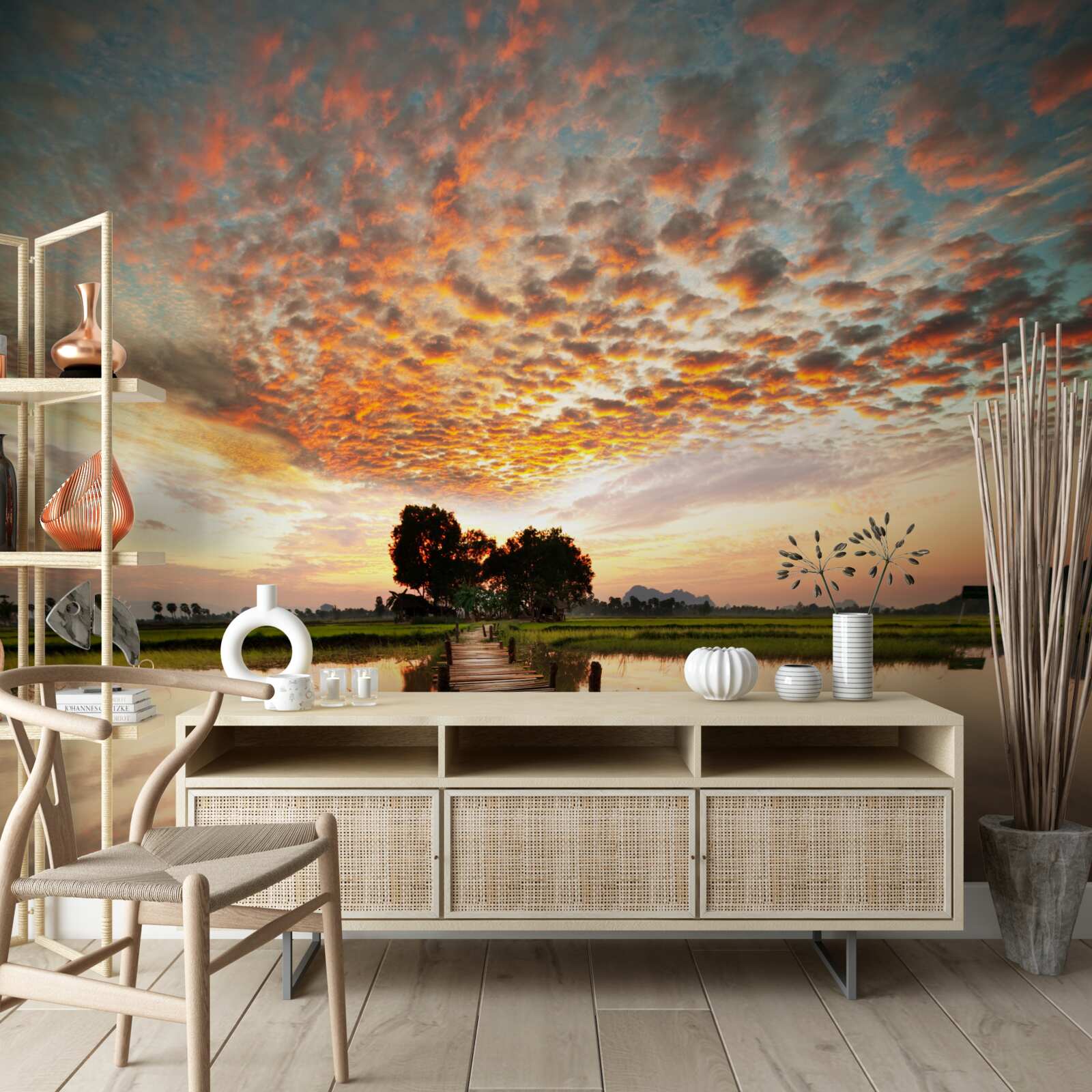 Fototapeta drevené mólo na jazere v zapadajúcom slnku