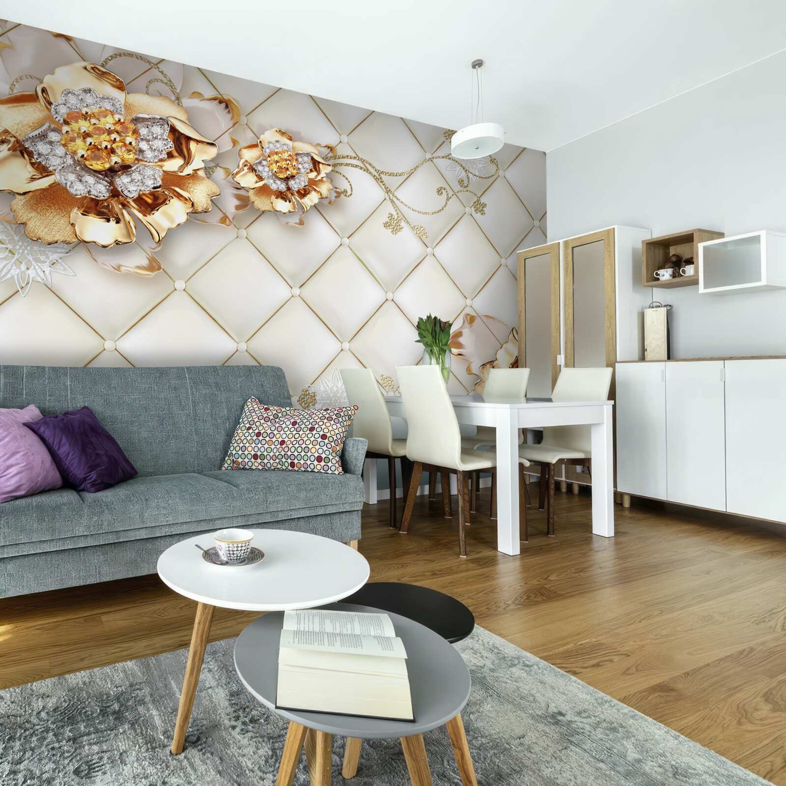 Fototapeta kvetné puky s perlami, pripomínajúce zlato