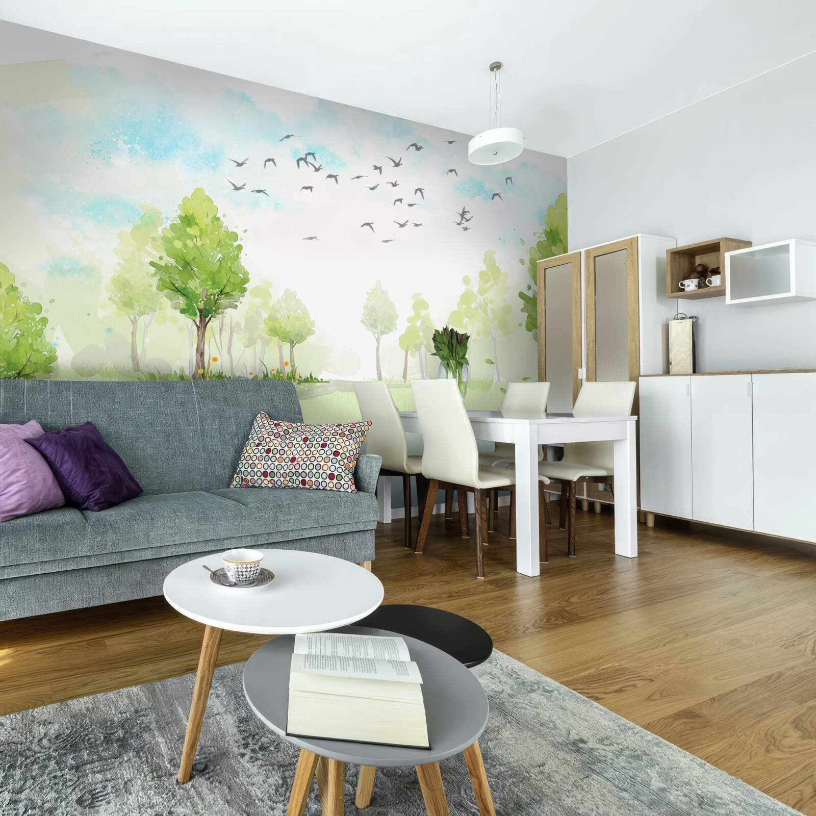 Fototapeta let vtákov medzi stromami