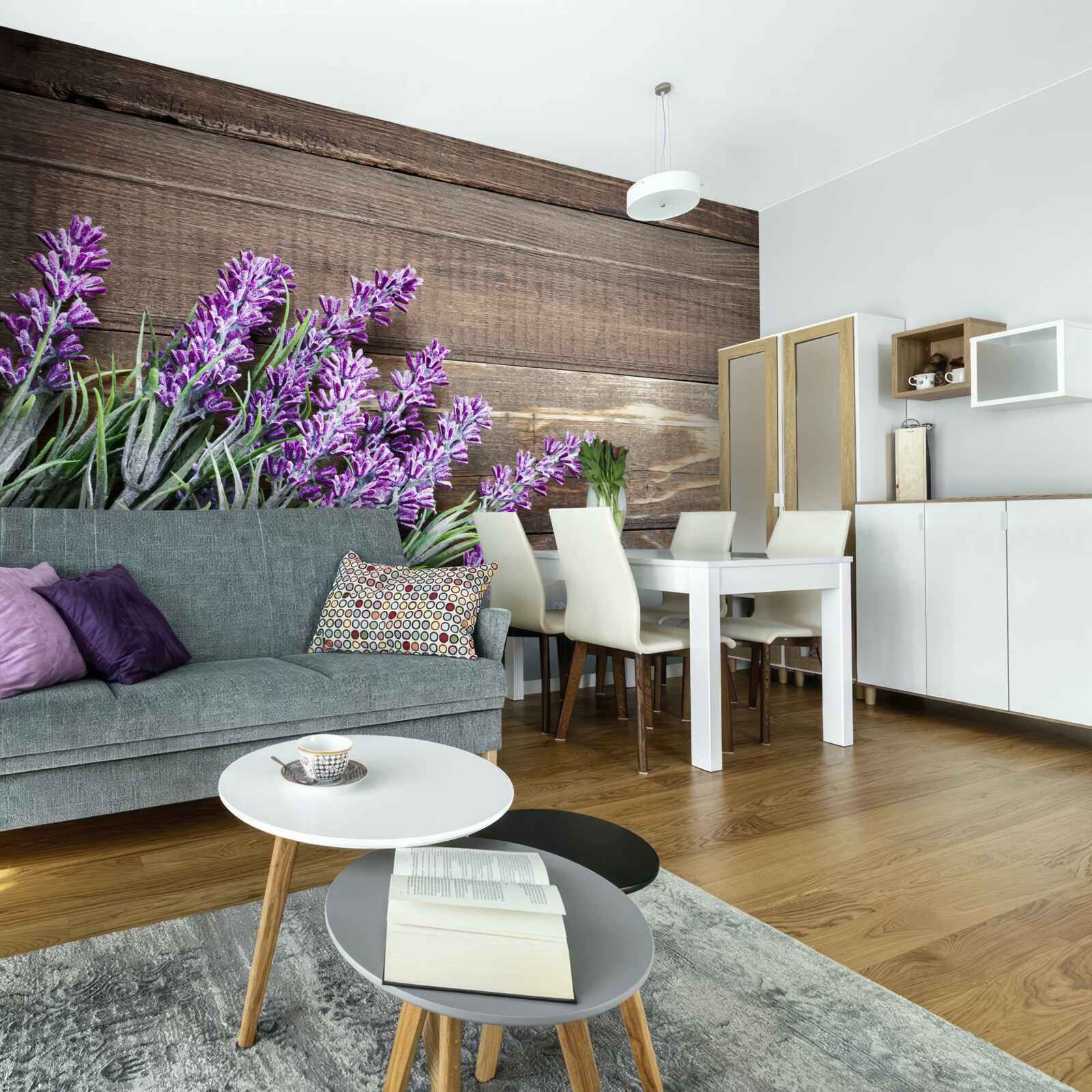 Fototapeta levanduľové konáre v pozadí so stromom