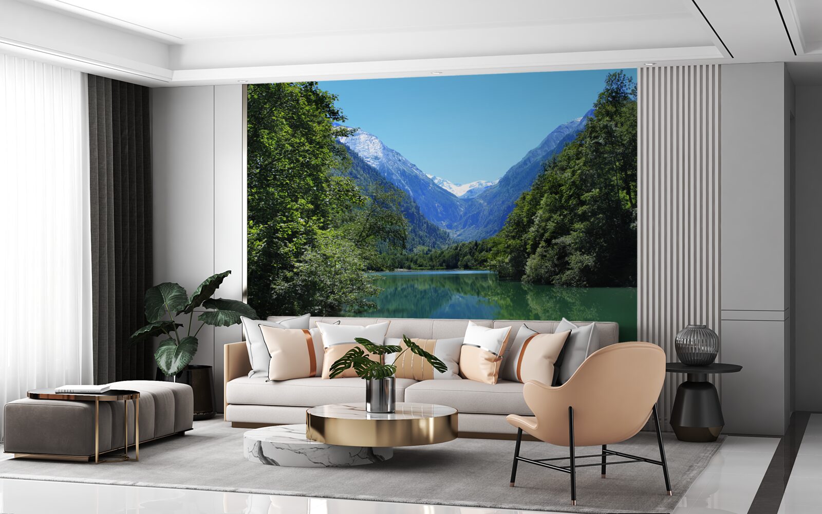 Fototapeta pokojná vodná plocha ukrytá v hustom lese na svahoch hôr