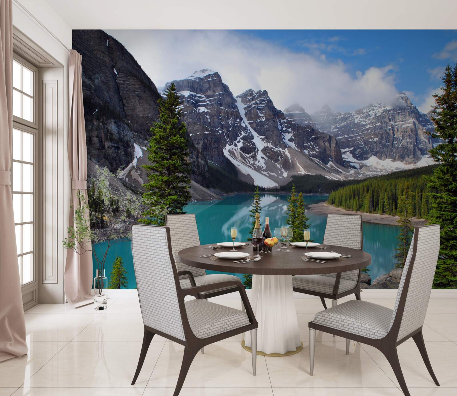 Fototapeta jazero s modrou vodou na úpätí vrcholkov hôr