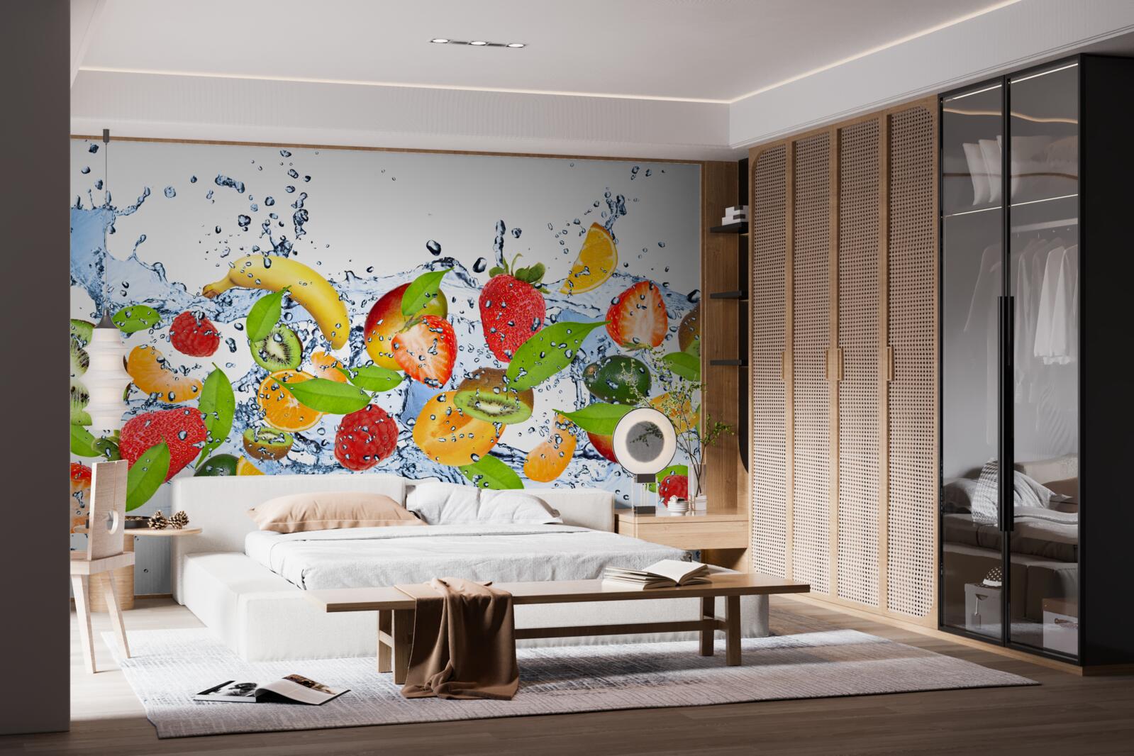 Fototapeta voda strieka okolo ovocia a bobúľ