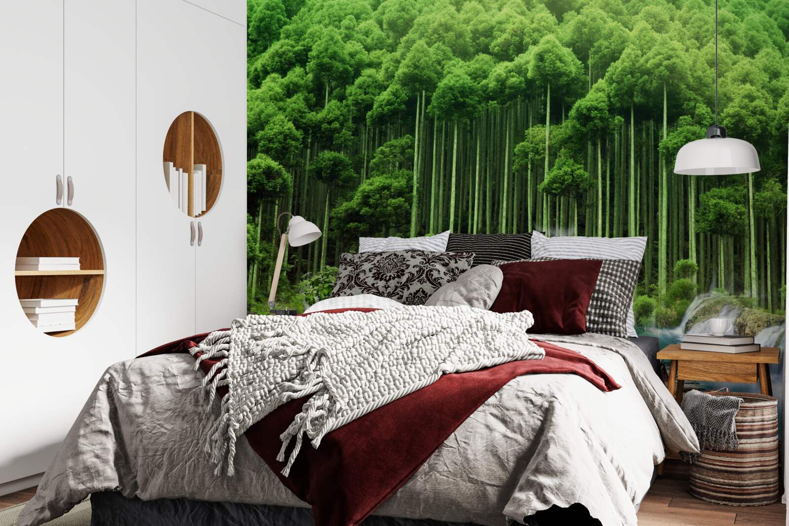 Fototapeta napájadlo v zelenej húštine, kde sa zhromažďovali vtáky