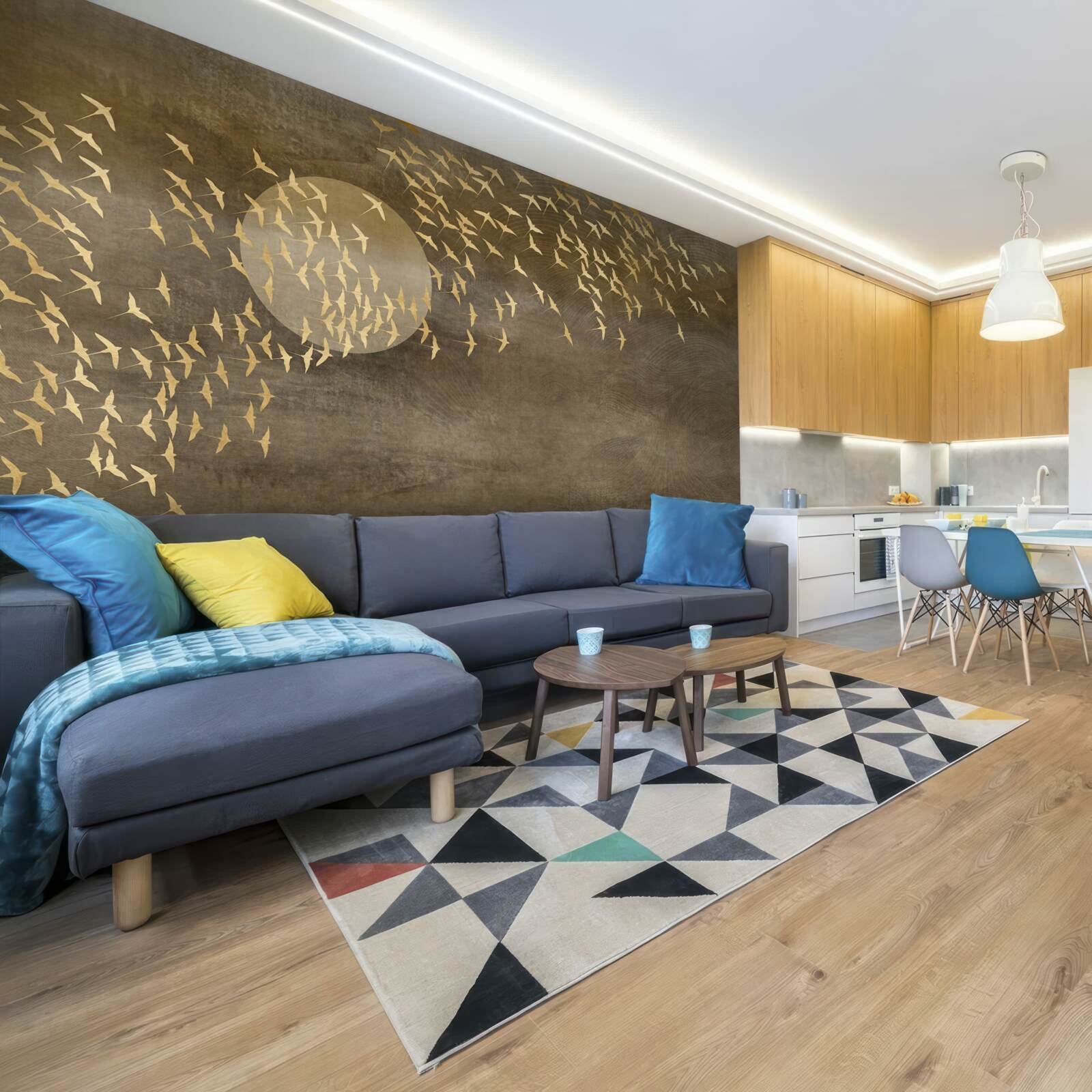 Fototapeta Mole v blízkosti svetla nočnej lampy