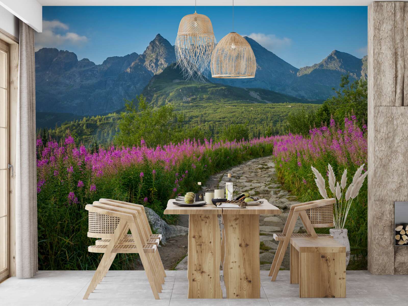 Fototapeta Cesta uprostred rozkvitnutého poľa v horskej oblasti