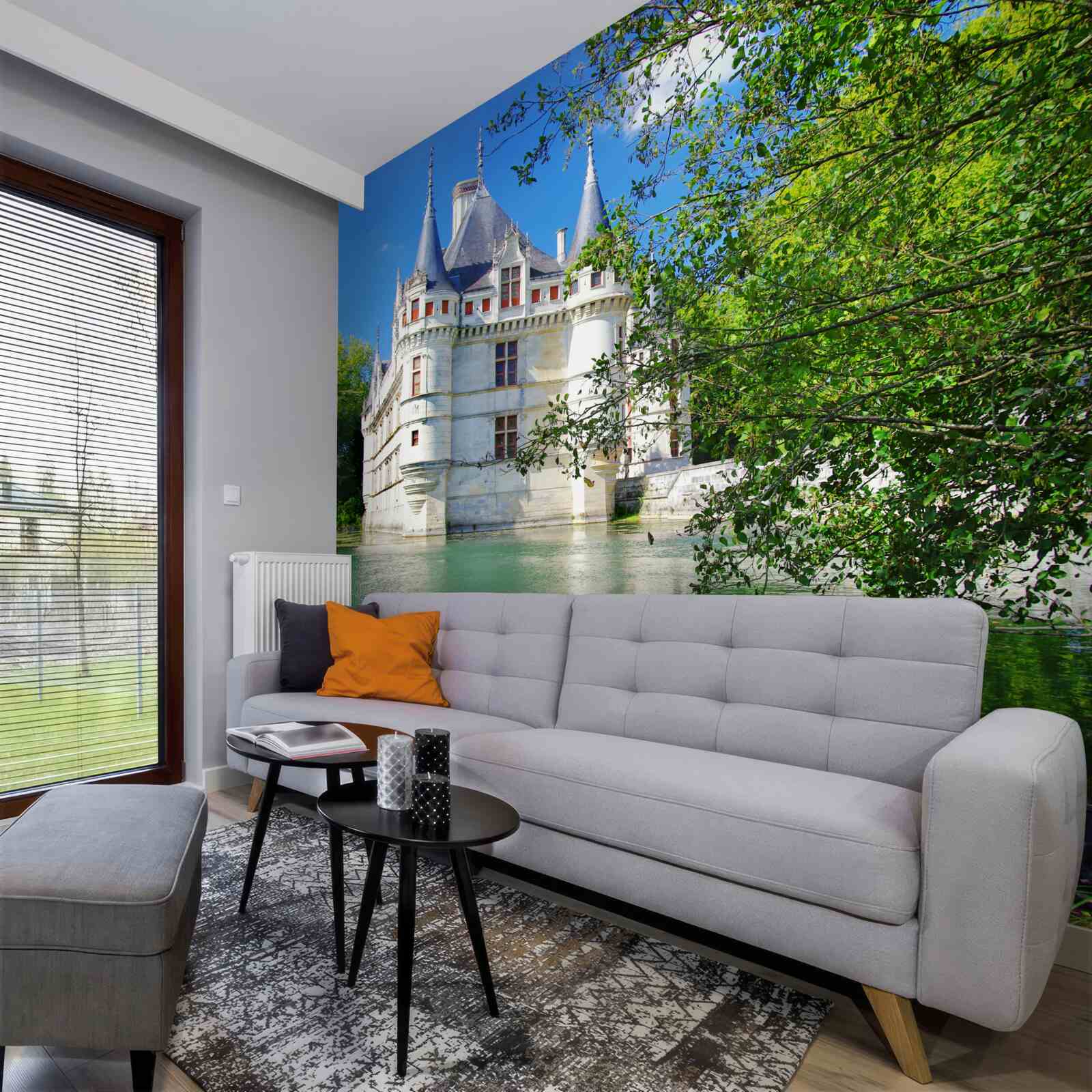 Fototapeta letohrádok sa nachádza na brehu jazera