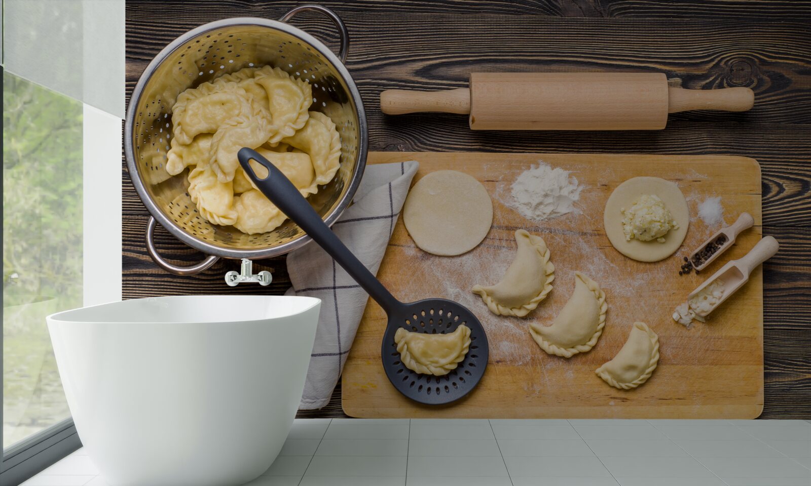 Fototapeta starostlivý postup prípravy knedlí