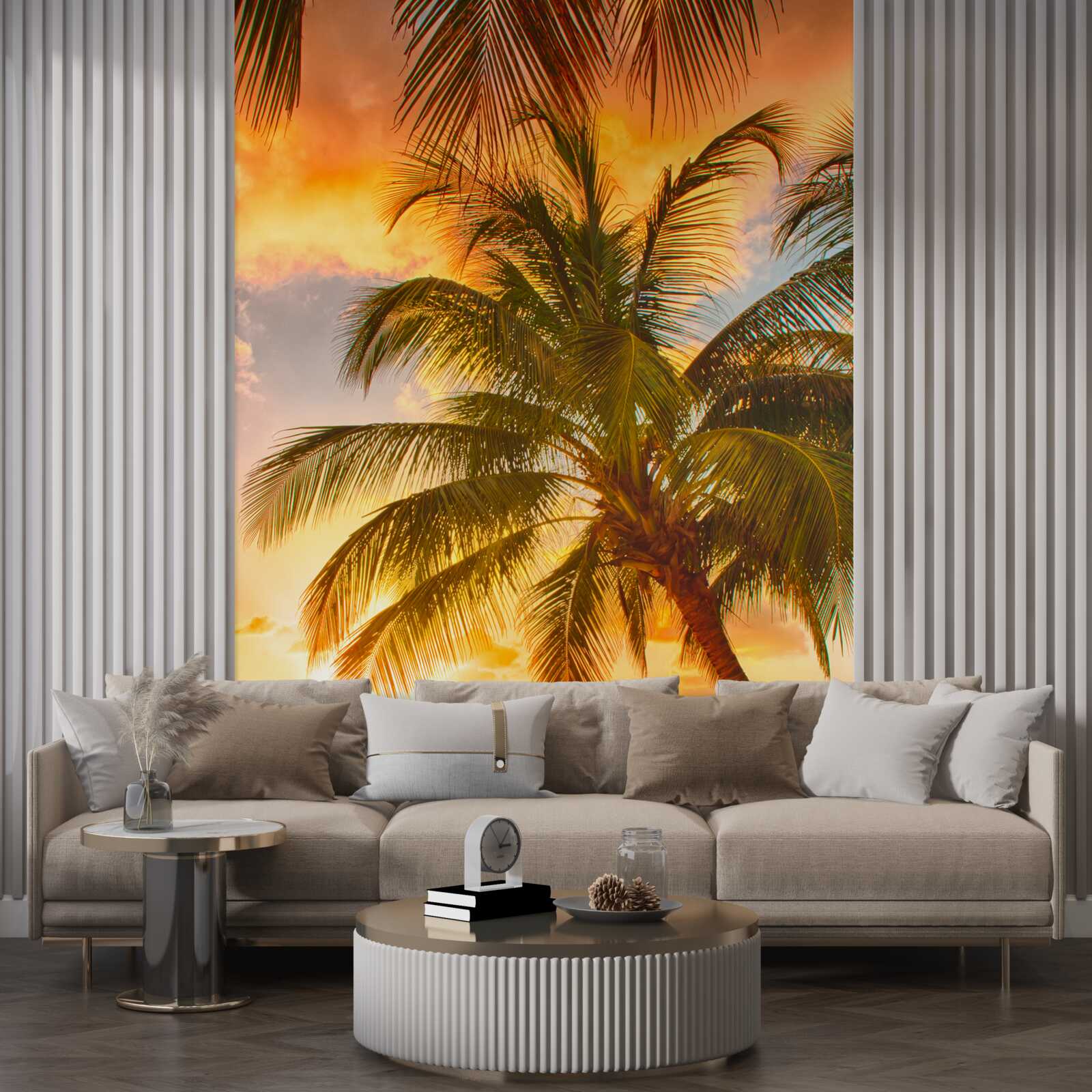 Fototapeta západ slnka osvetľuje palmu na pláži