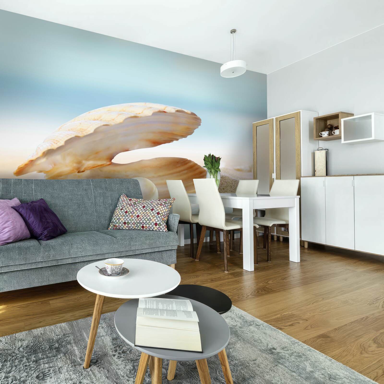 Fototapeta perla v lastúrke na pobreží