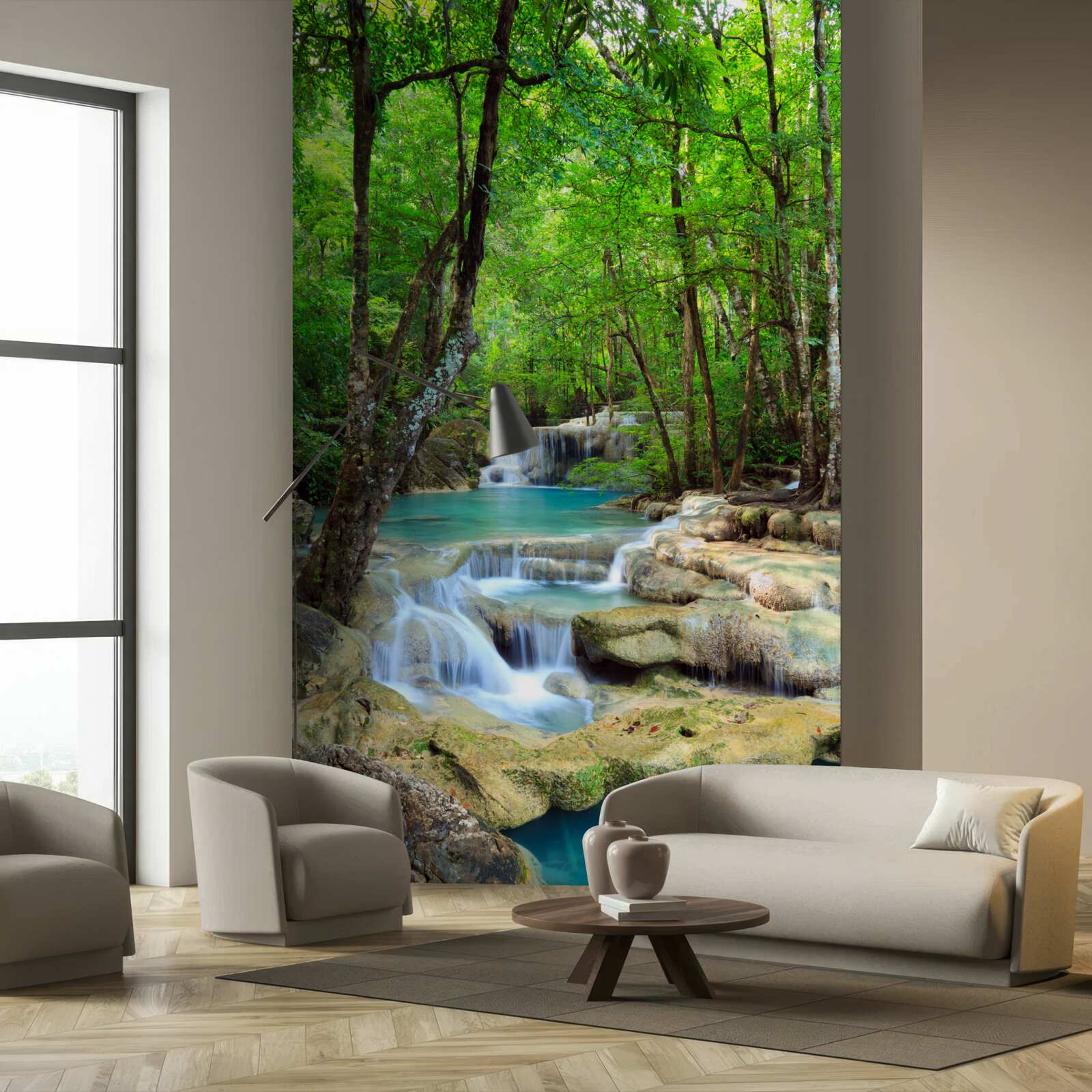 Fototapeta vodopád s prúdmi krištáľovo čistej vody stekajúcimi dole