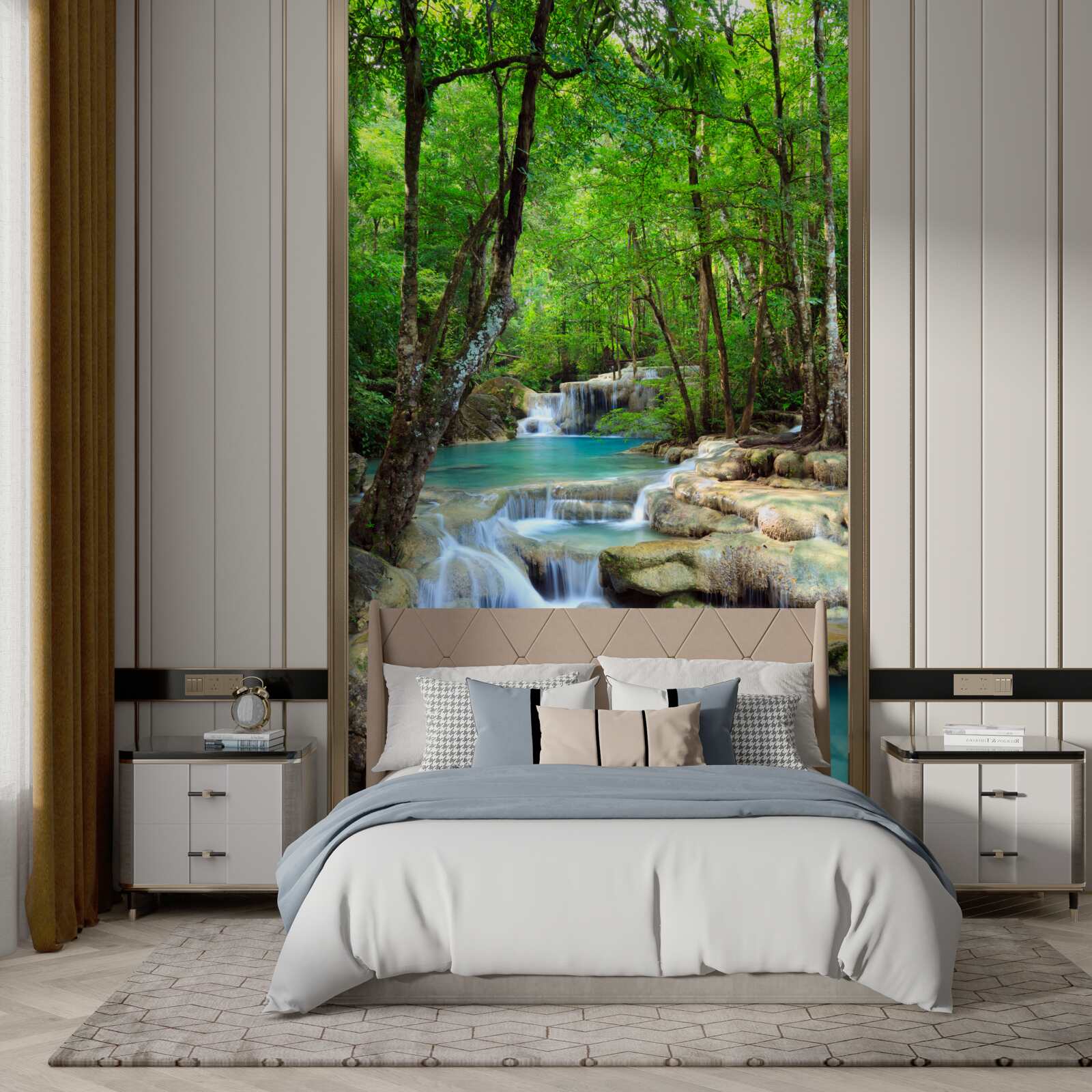 Fototapeta vodopád s prúdmi krištáľovo čistej vody stekajúcimi dole