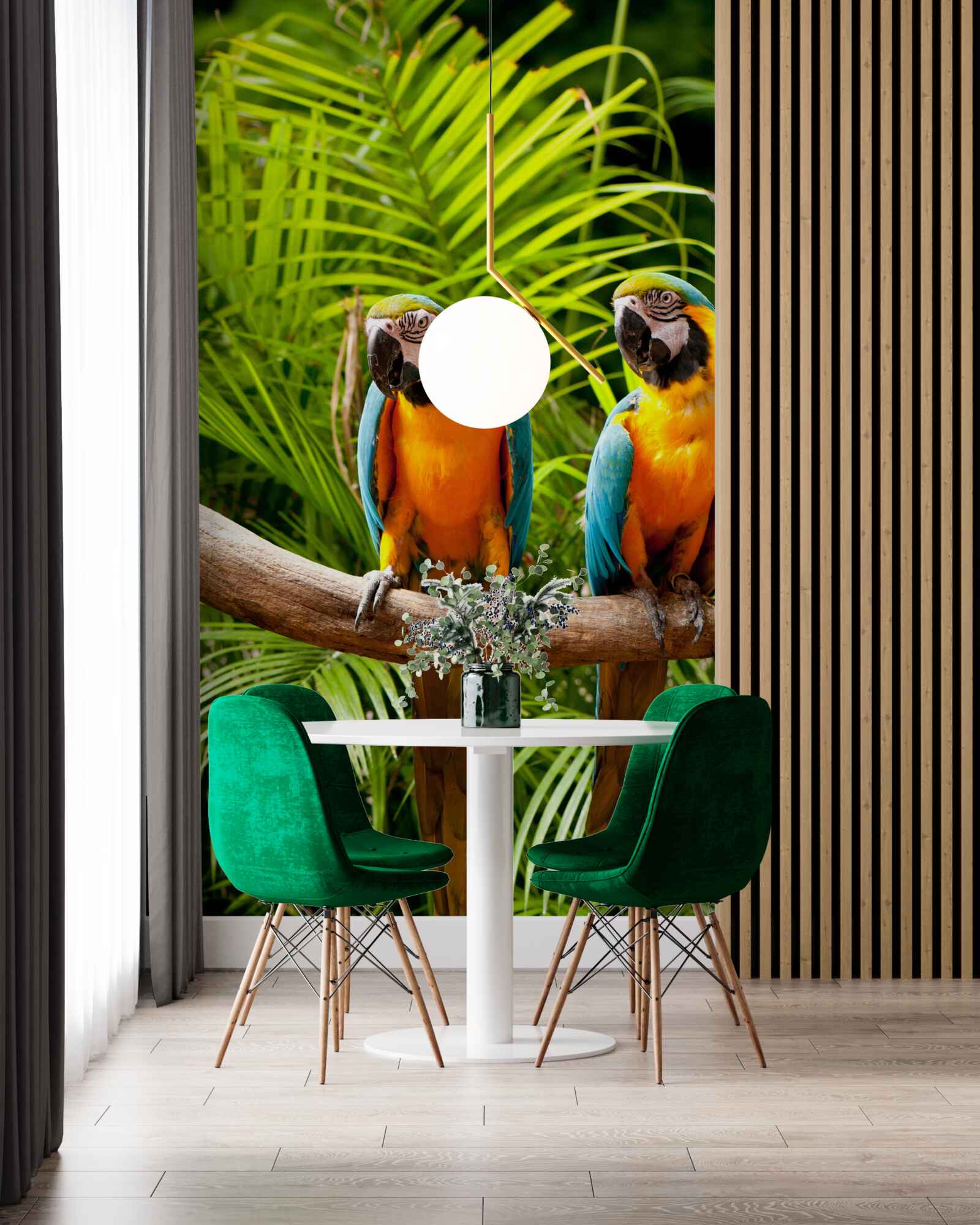 Fototapeta dva ary sedia na palmových vetvách