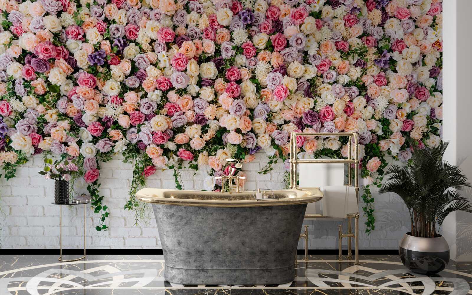 Fototapeta Tehlová stena zdobená kvetmi ružových kríkov