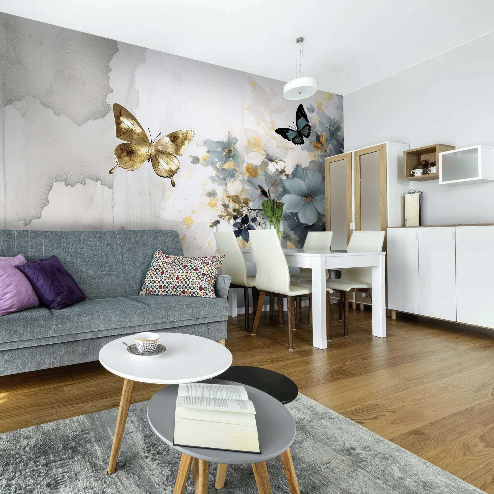 Fototapeta luxusne vyvinuté púčiky a dúhové motýle