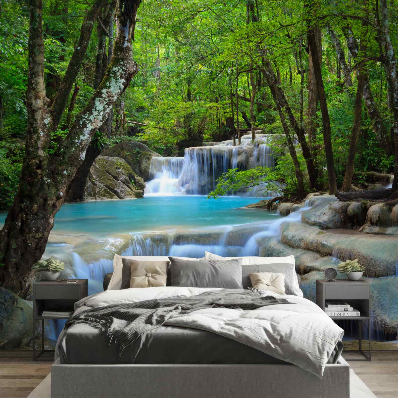 Fototapeta vody lesného vodopádu sú čisté a modré