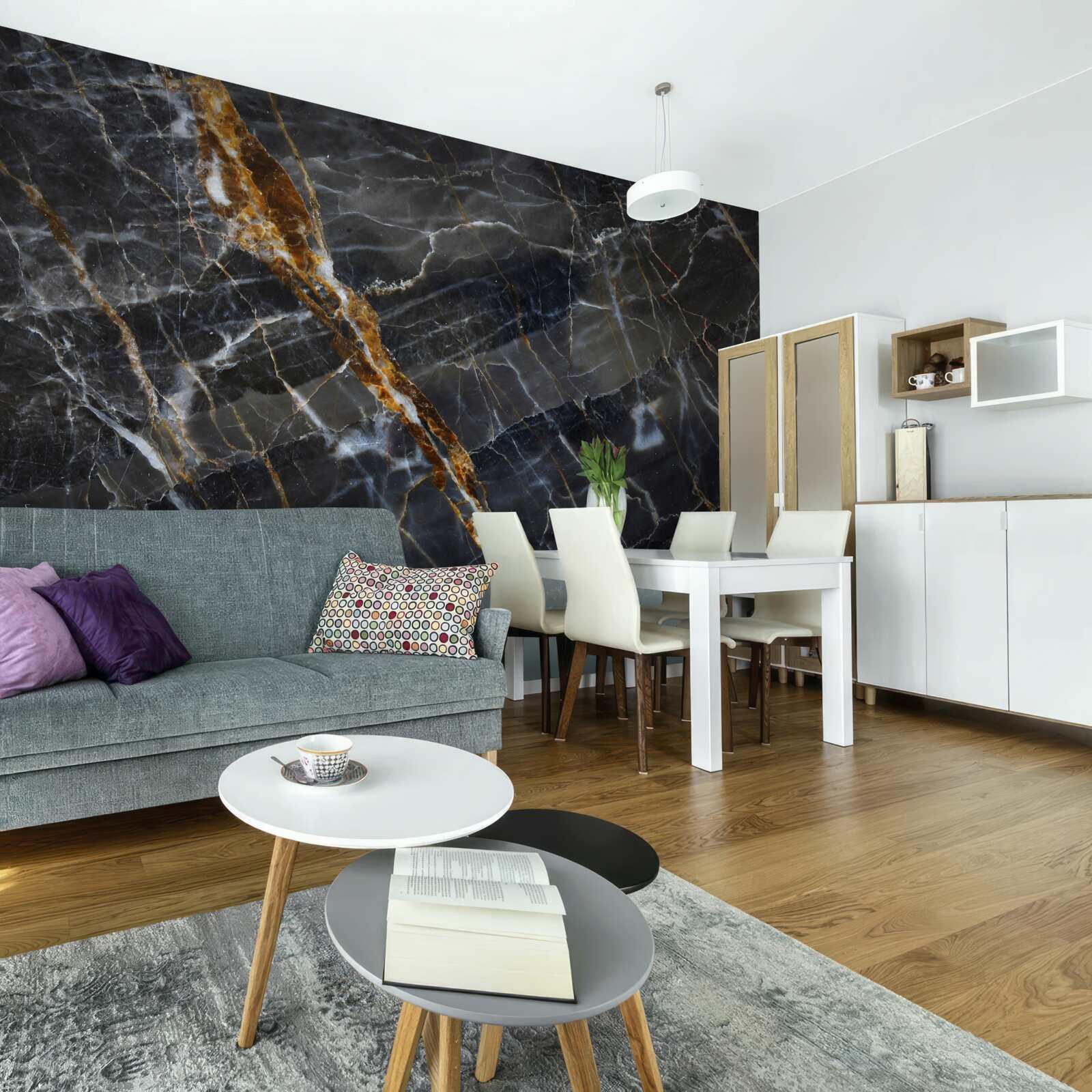 Fototapeta mramor maľovaný čiernou a zlatou farbou