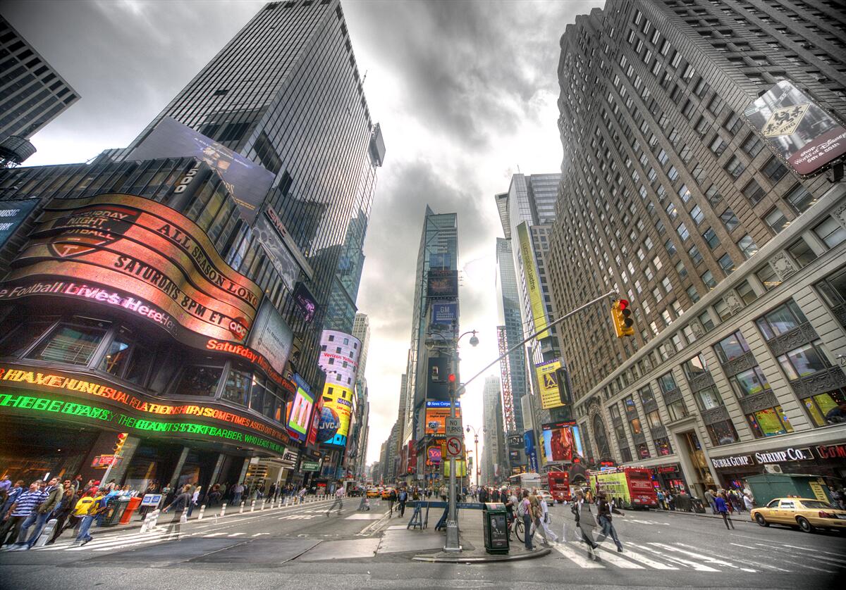 Fototapeta mesto v predvečer búrky