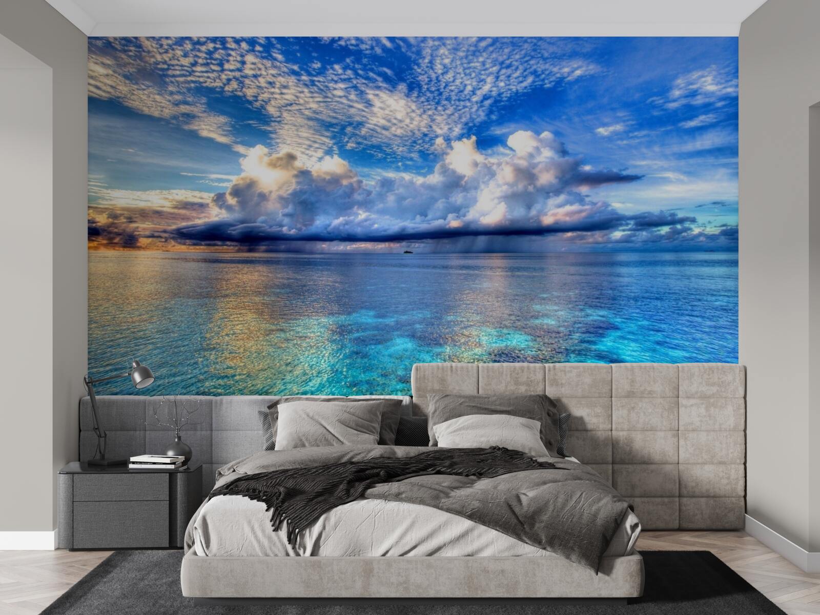 Fototapeta oblaky sa jemne vznášajú nad modrou vodnou hladinou