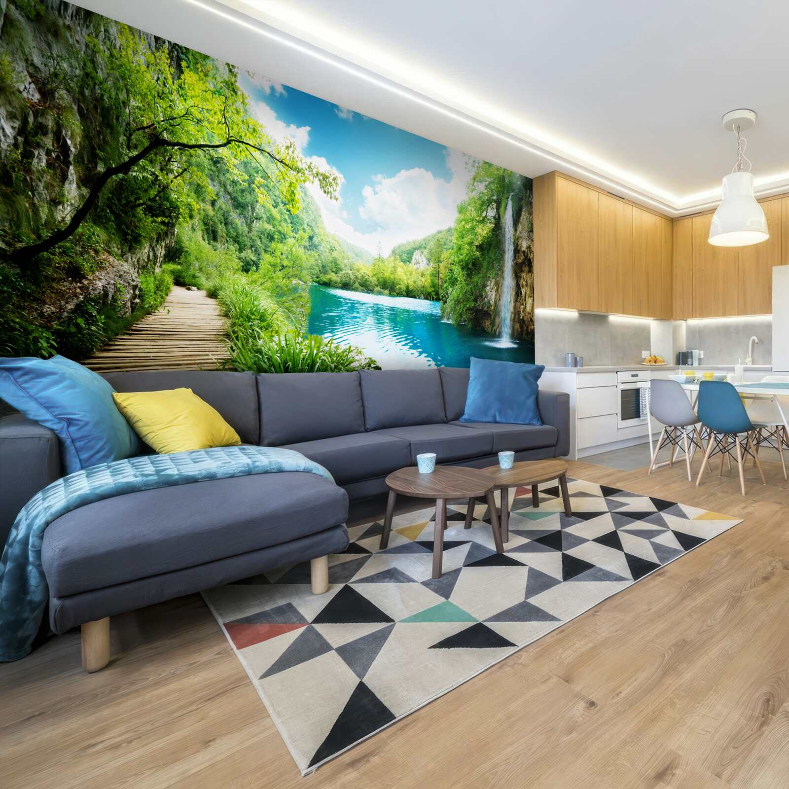 Fototapeta vysoký vodopád a cesta cez lesné stromy