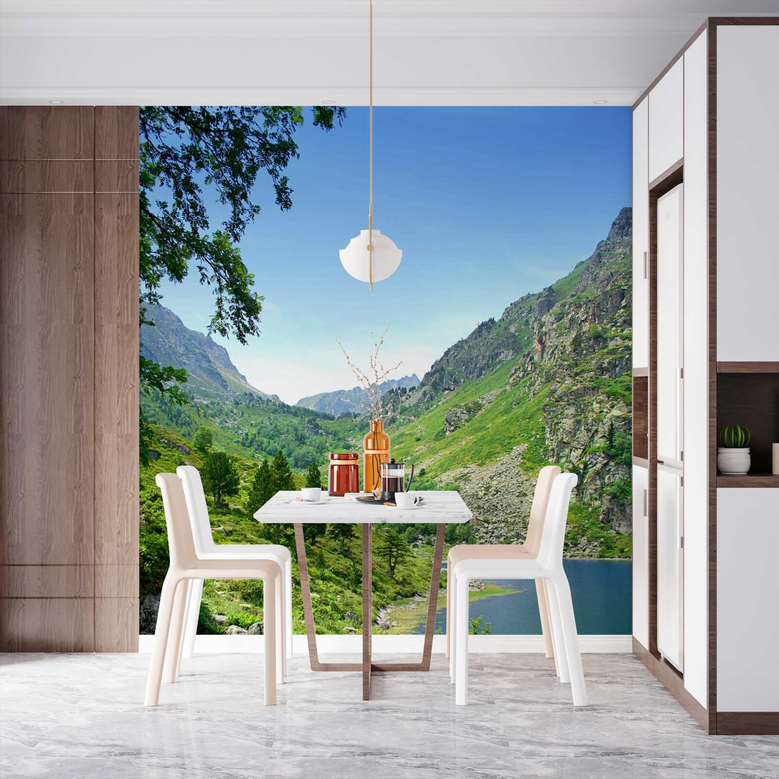 Fototapeta jazero obklopené horami a zelenou