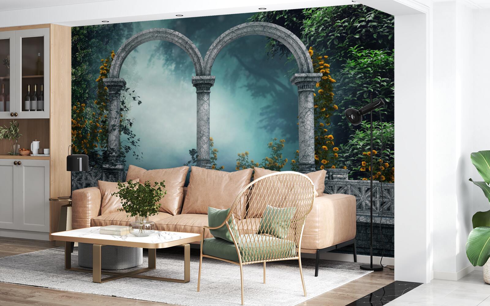 Fototapeta staroveký zaoblený oblúk v hmlistom lese