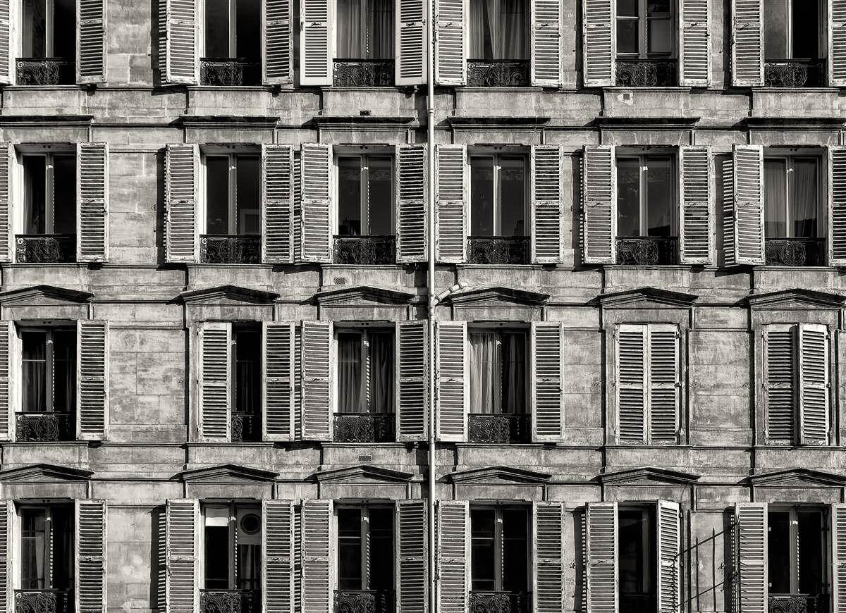 Fototapeta okenné prieduchy v čiernobielej bledej