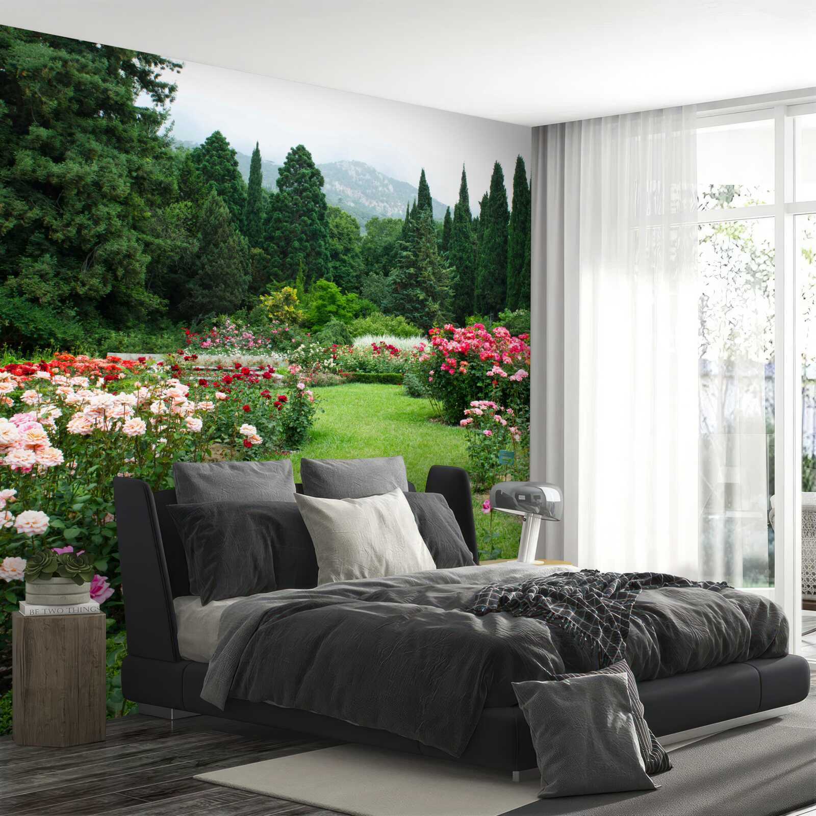 Fototapeta kvety v záhrade pri dome