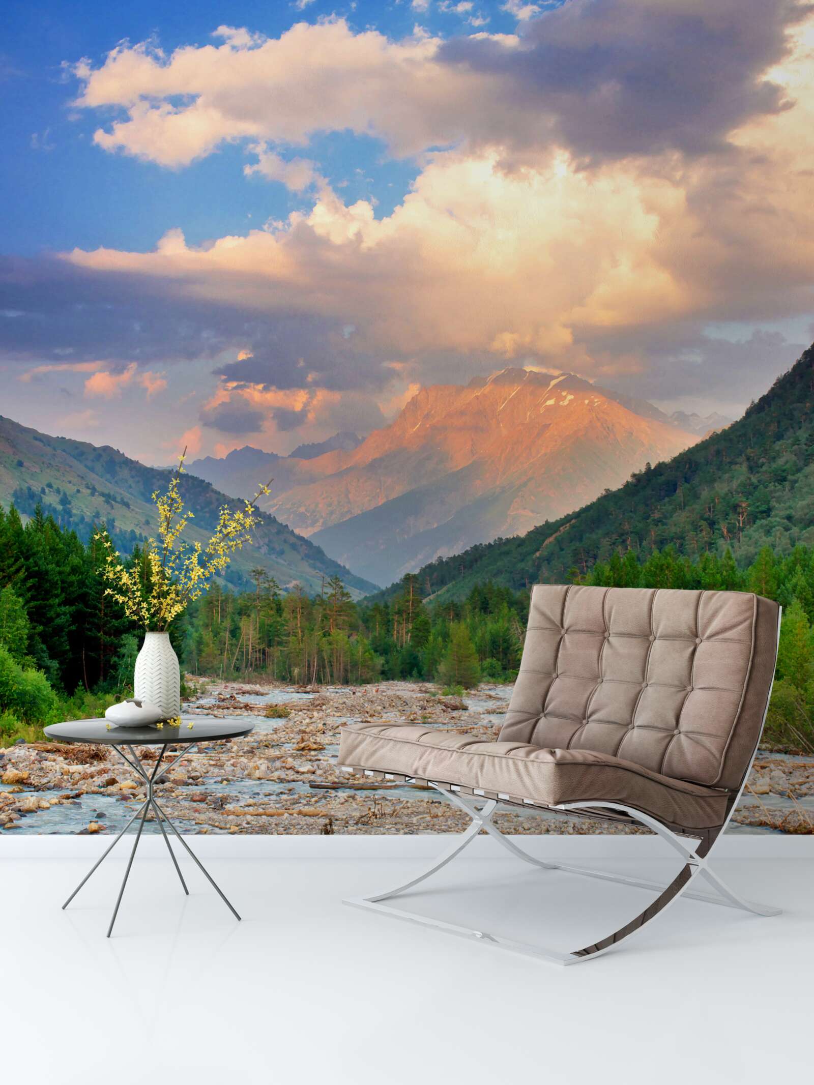 Fototapeta rieka v horách vo večernom slnku