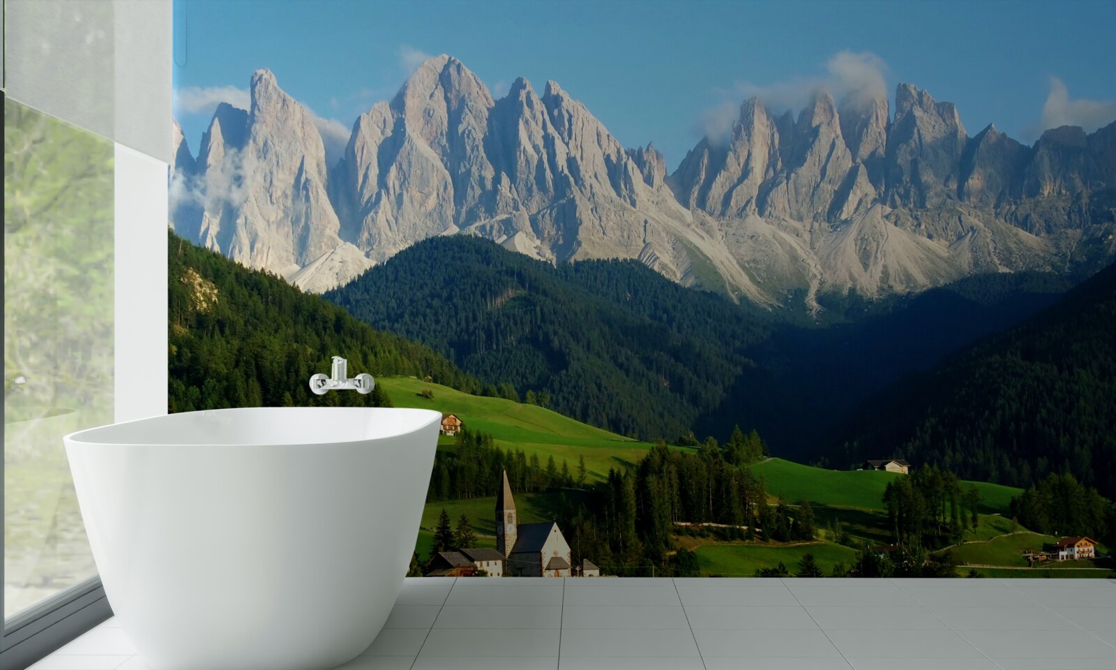 Fototapeta dedina na čistinke na úpätí hôr