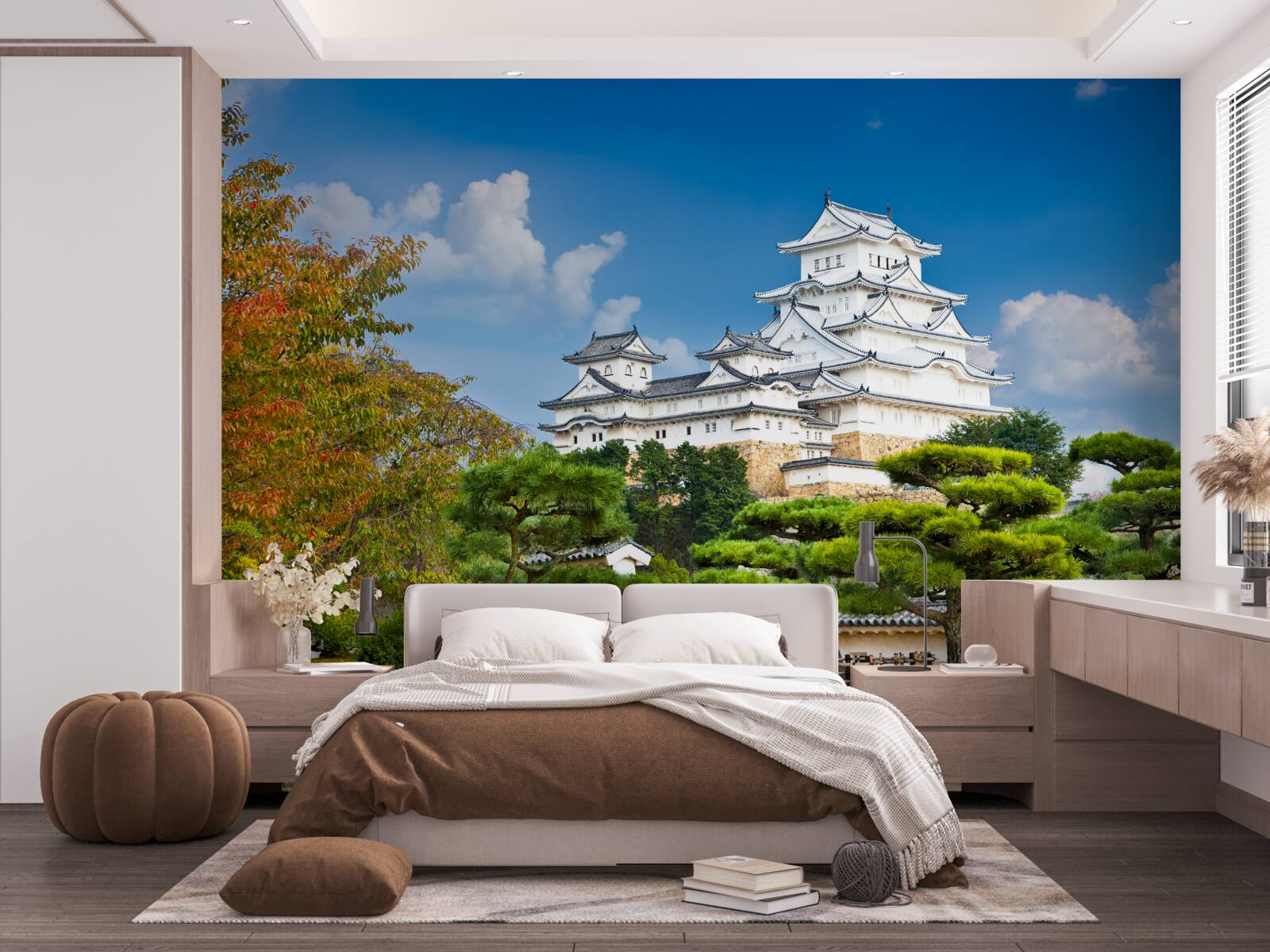 Fototapeta Japonský chrám v horách, obklopený zeleňom