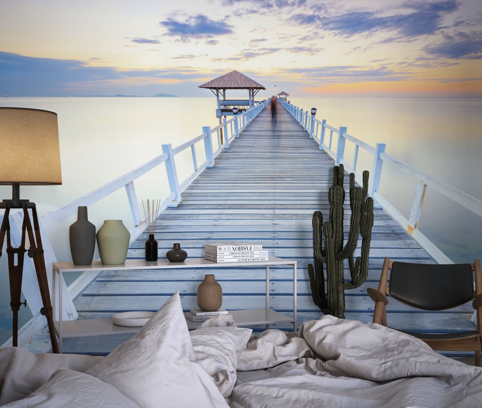 Fototapeta mólo s altánkom nad vodou za úsvitom, ktoré už videlo veľa