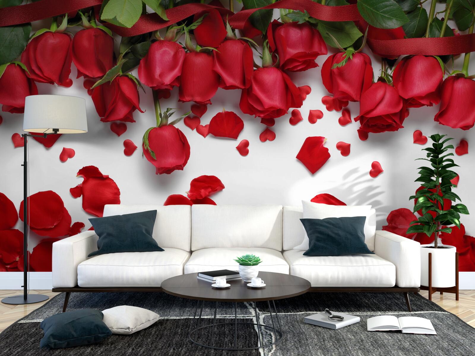 Fototapeta z červených a šarlátových ruží padajú okvetné lístky