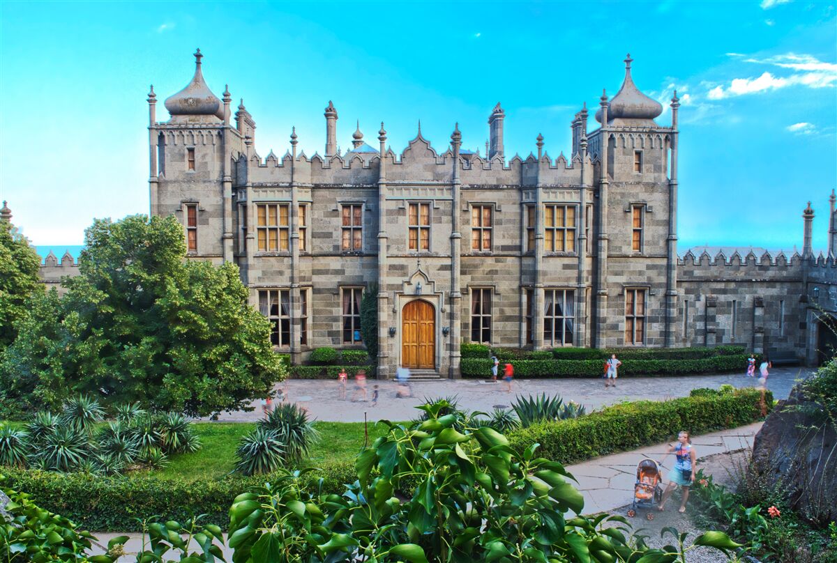 Fototapeta Worontsovský palác so záhradou vo dvore