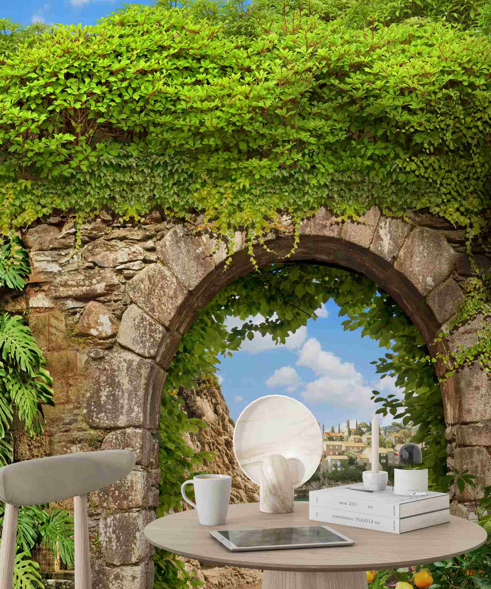 Fototapeta starý kamenný oblúk prepletený zelenou