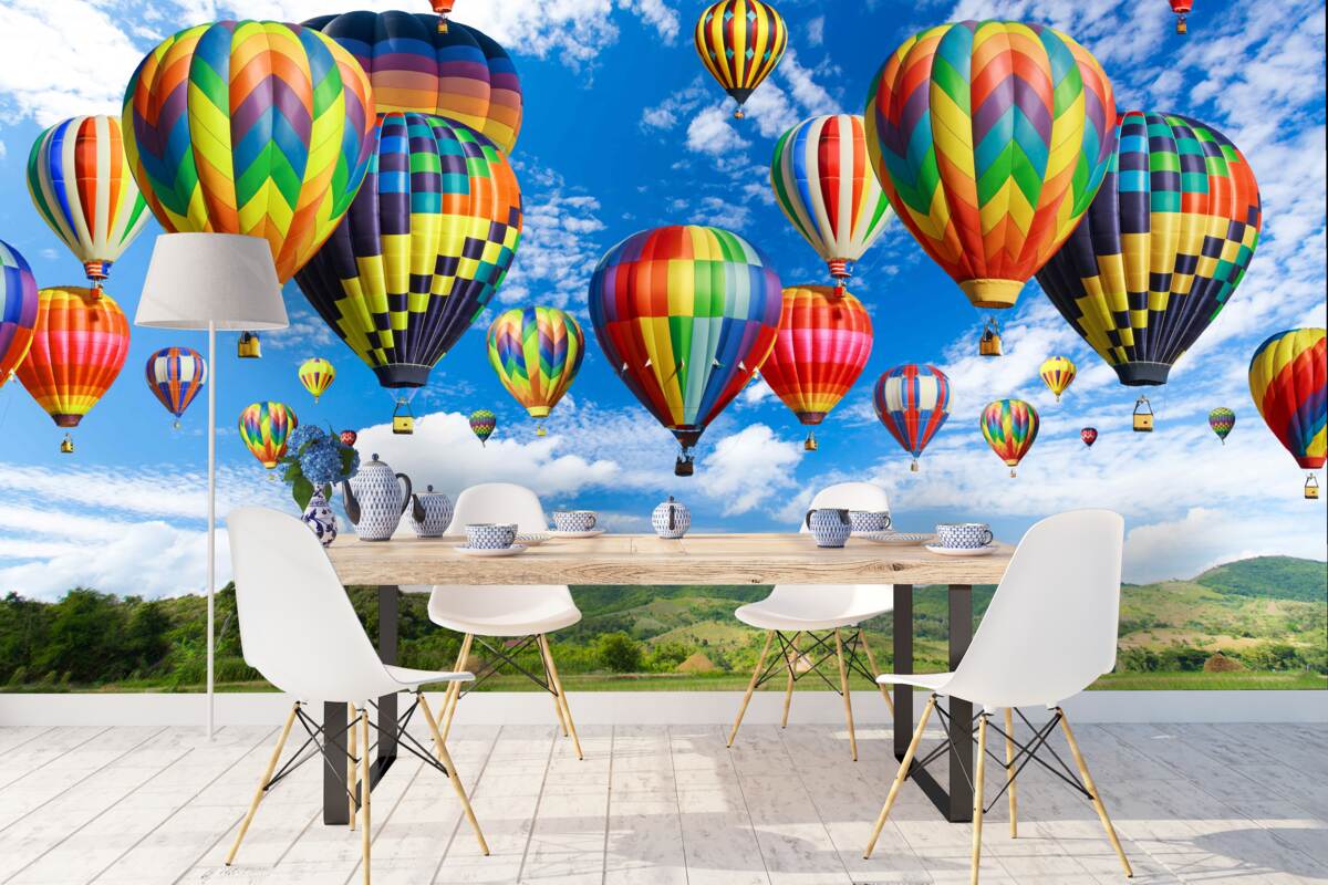 Fototapeta sprievod balónov všetkých farieb