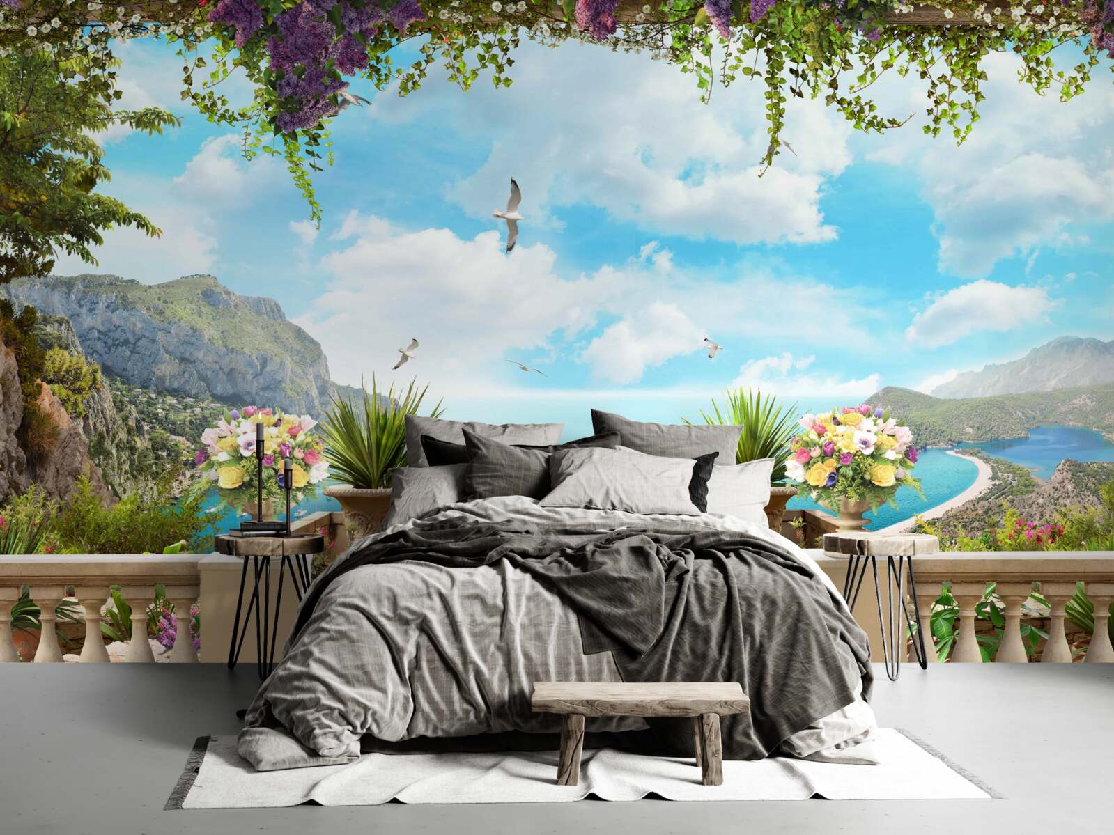 Fototapeta panoramatický výhľad na more a zelené plochy z balkóna