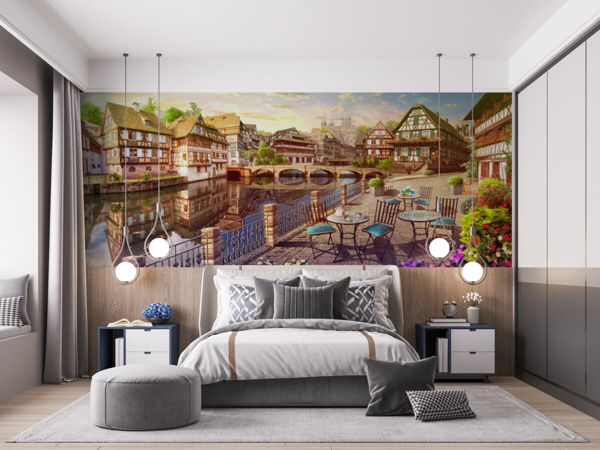 Fototapeta stoly pri vode v historickej časti mesta