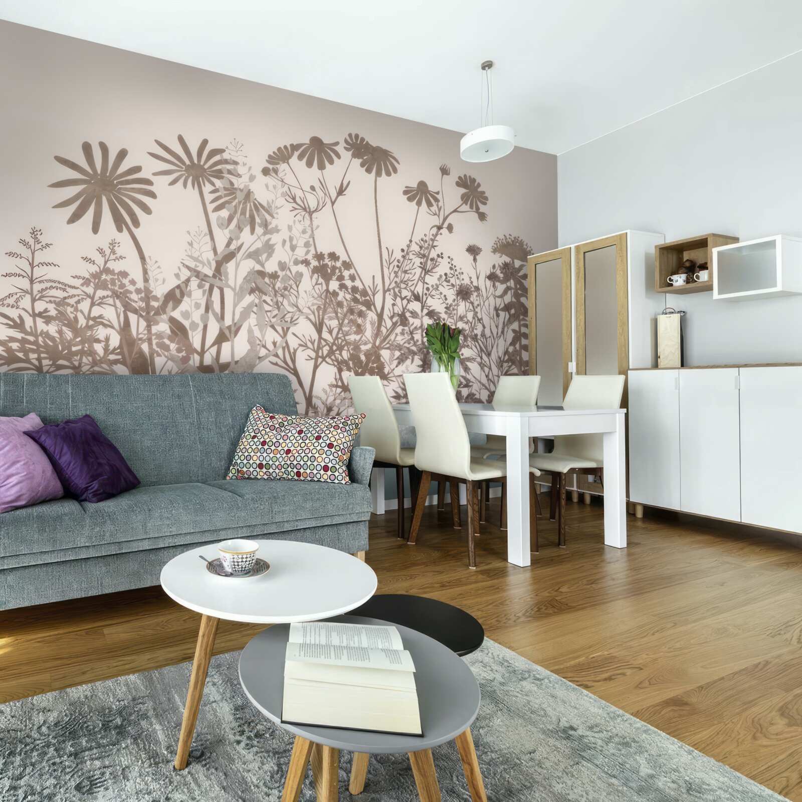 Fototapeta Lúka je husto pokrytá vegetáciou