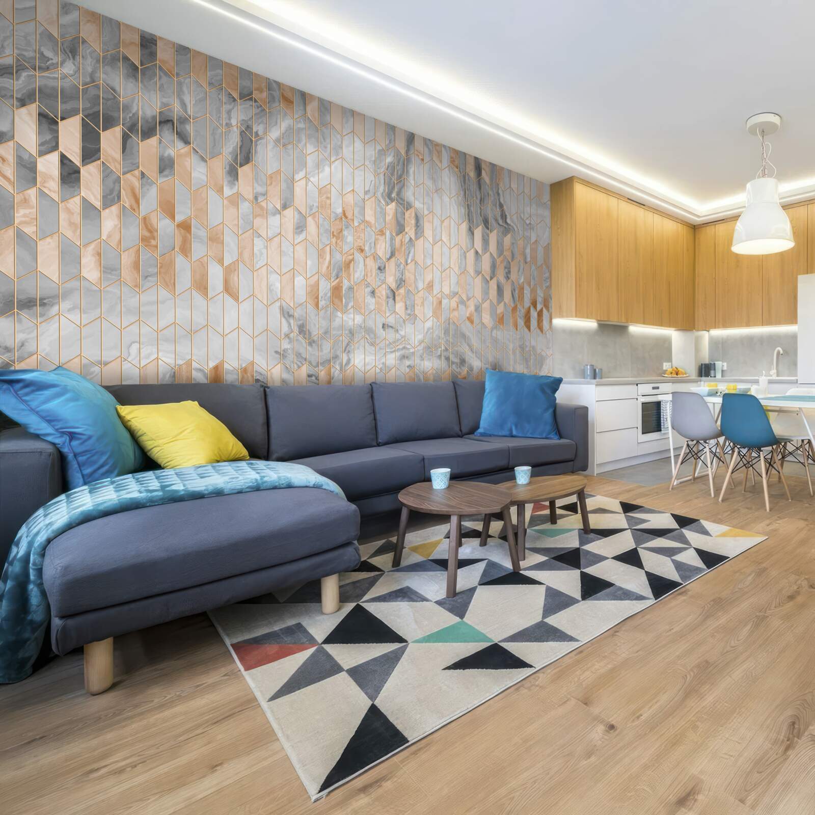 Fototapeta zlato-šedá geometrická kompozícia na mramorovom povrchu