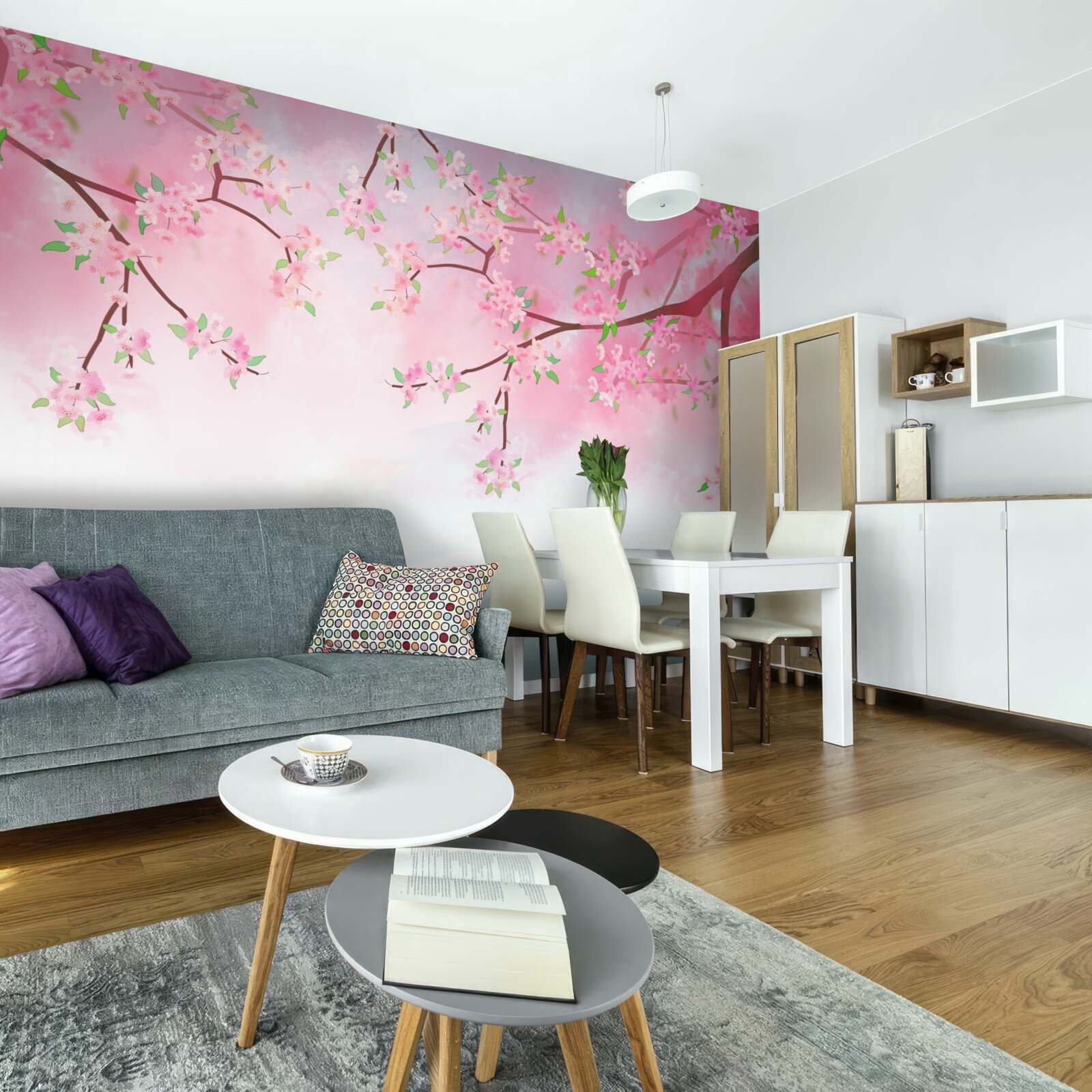 Fototapeta kvety ruží kvitnú na vetvách stromov